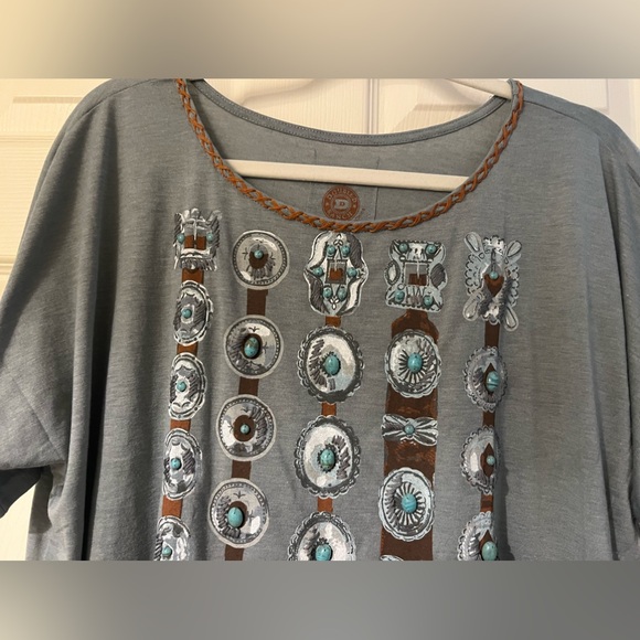 Double D Ranch Canteen Stamp in Time Top - Picture 3 of 10